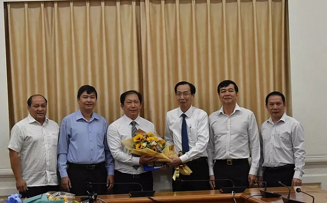 TP.HCM, Vĩnh Phúc điều động, bổ nhiệm nhân sự mới tphcm vinh phuc dieu dong bo nhiem nhan su moi