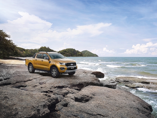 Ford Ranger Limited ra mắt với thiết kế mới, giá không đổi ford ranger limited ra mat voi thiet ke moi gia tu khong doi