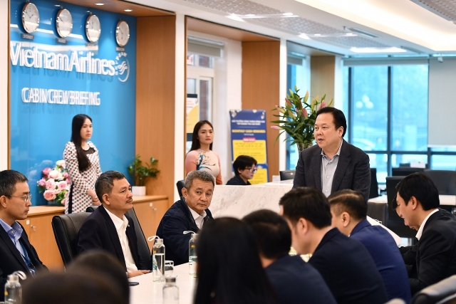 Thủ tướng tặng bằng khen cho tổ bay đã tới Vũ Hán giữa dịch virus Corona thu tuong tang bang khen cho to bay vietnam airlines toi vu han giua dich virus corona