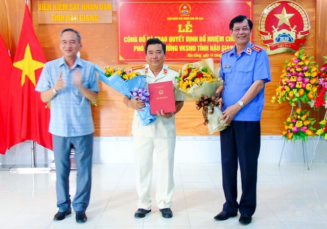 nghe an dong thap hau giang co nhan su lanh dao moi