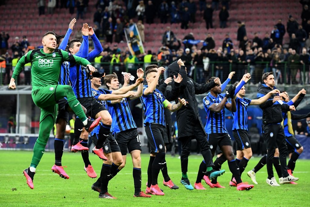 Thắng Valencia, Atalanta "rộng cửa" vào tứ kết Champions League thang valencia ngua o atalanta sang cua vao tu ket champions league