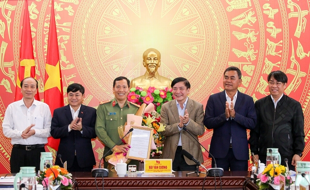 Nhân sự, lãnh đạo mới tại TP.HCM, Đắk Lắk, Hưng Yên nhan su lanh dao moi tai tphcm dak lak hung yen