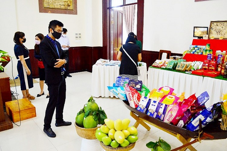An Giang tăng cường hợp tác với các doanh nghiệp Hàn Quốc An Giang tăng cường hợp tác với các doanh nghiệp Hàn Quốc