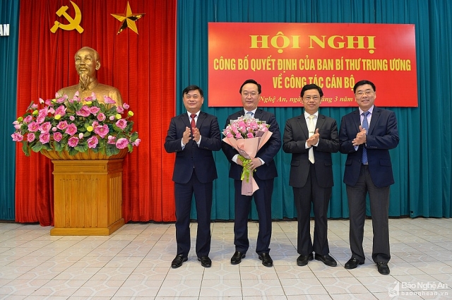 nghe an co tan pho bi thu tinh uy 46 tuoi
