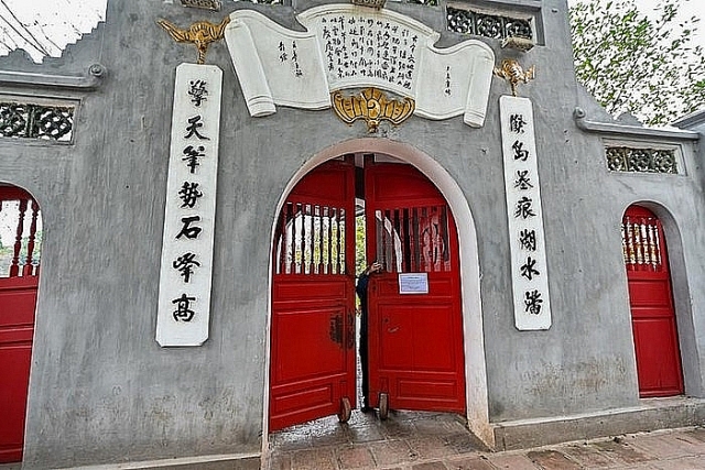 Phố cổ Hà Nội đìu hiu, vắng vẻ giữa dịch COVID-19 pho co ha noi diu hiu vang ve giua dich covid 19