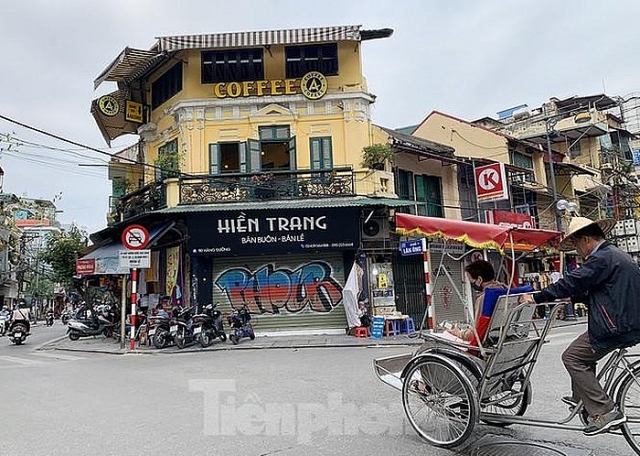 Phố cổ Hà Nội đìu hiu, vắng vẻ giữa dịch COVID-19 pho co ha noi diu hiu vang ve giua dich covid 19
