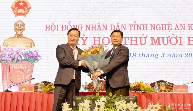 Chân dung ông Nguyễn Đức Trung - tân Chủ tịch tỉnh Nghệ An chan dung ong nguyen duc trung tan chu tich tinh nghe an