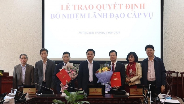 bo nhiem nhan su moi bo tu phap bo tai nguyen va moi truong