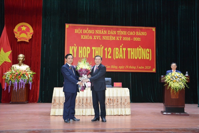 Cao Bằng bầu tân Phó Chủ tịch UBND tỉnh 40 tuổi cao bang bau tan pho chu tich ubnd tinh 40 tuoi