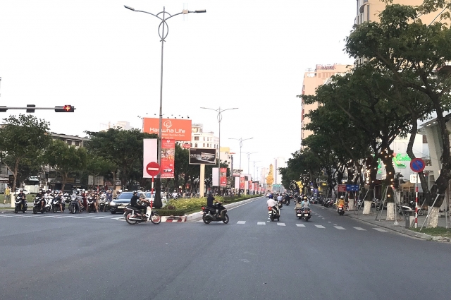 Phòng COVID-19, Đà Nẵng tạm dừng toàn bộ hoạt động kinh doanh ăn uống tại chỗ phong covid 19 da nang tam dung toan bo hoat dong kinh doanh an uong tai cho