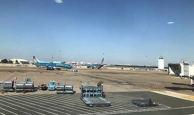 Xây sân bay mới: Cần cân nhắc kỹ nguồn lực và hiệu quả đầu tư Xây sân bay mới: Cần cân nhắc kỹ nguồn lực và hiệu quả đầu tư