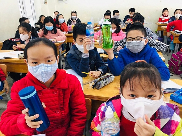Đi học trở lại, bắt đầu từ lớp 9 và lớp 12 cac tinh thanh chuan bi di hoc tro lai bat dau tu lop 9 va lop 12