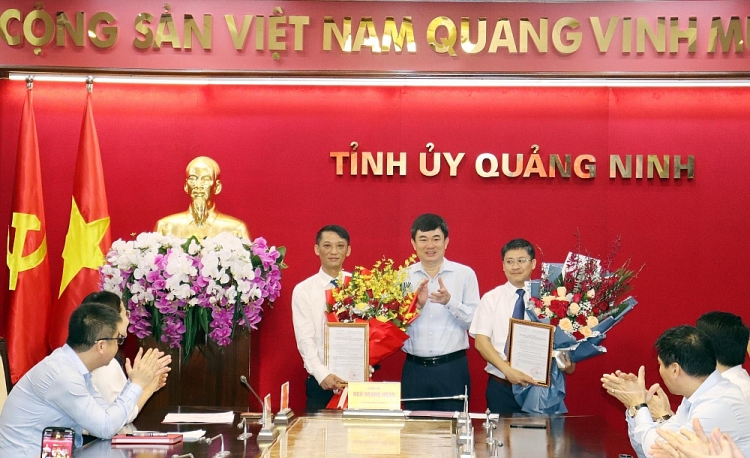 Hà Tĩnh, Quảng Ninh, Quảng Ngãi bổ nhiệm hàng loạt nhân sự mới Hà Tĩnh, Quảng Ninh, Quảng Ngãi bổ nhiệm hàng loạt nhân sự mới