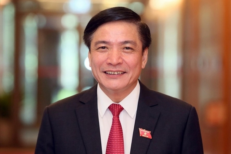 Quốc hội bầu tân Tổng Thư ký và 3 chủ nhiệm ủy ban mới Quốc hội bầu tân Tổng Thư ký và 3 chủ nhiệm ủy ban mới