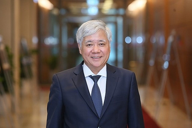 Chân dung tân Chủ tịch Ủy ban Trung ương MTTQ Việt Nam Đỗ Văn Chiến Chân dung tân Chủ tịch Ủy ban Trung ương MTTQ Việt Nam Đỗ Văn Chiến