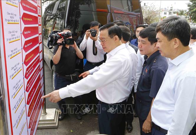 Bảo đảm tuyệt đối an toàn trong mọi tình huống để người dân thực hiện quyền công dân Bảo đảm tuyệt đối an toàn trong mọi tình huống để người dân thực hiện quyền công dân