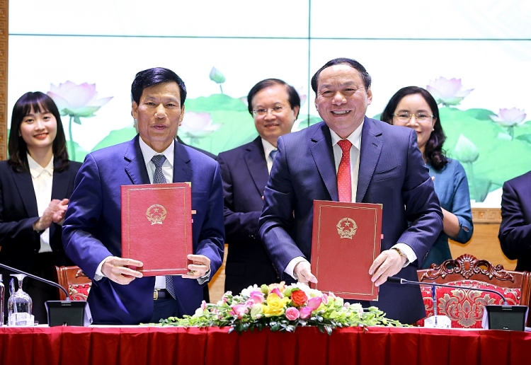 Lễ bàn giao nhiệm vụ Bộ trưởng Bộ VHTT&DL (Ảnh: VGP/Thiện Tâm) Lễ bàn giao nhiệm vụ Bộ trưởng Bộ VHTT&DL (Ảnh: VGP/Thiện Tâm)