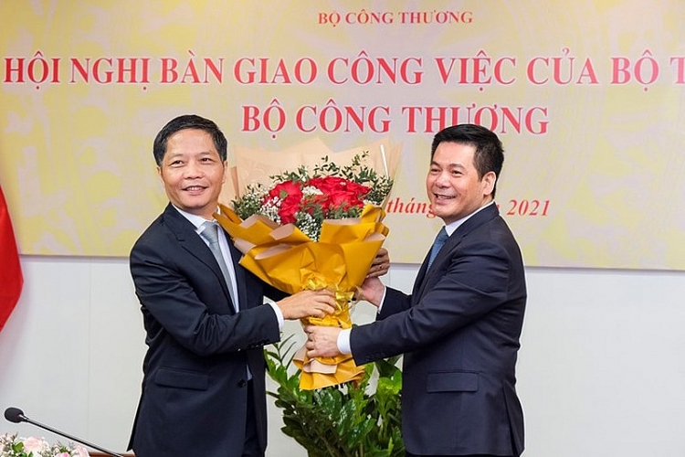 Nhân sự mới bộ, ngành tuần qua: Trưởng Ban Tổ chức Trung ương và 5 Bộ trưởng nhận nhiệm vụ Nhân sự mới bộ, ngành tuần qua: Trưởng Ban Tổ chức Trung ương và 5 Bộ trưởng nhận nhiệm vụ