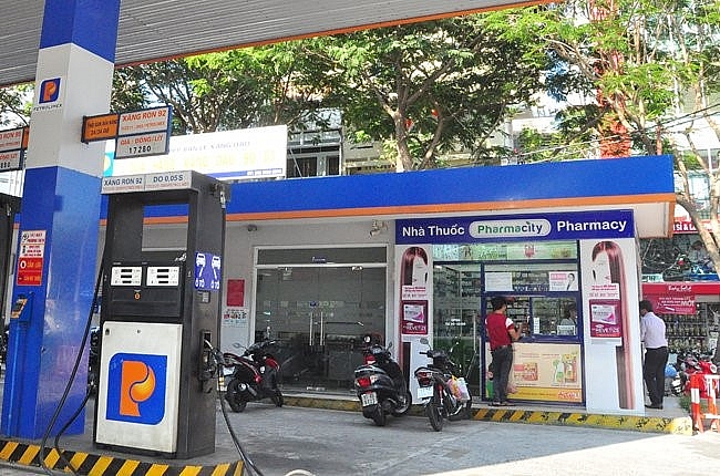 Nhiều đại gia bán lẻ rời Việt Nam, Petrolimex tính mở 2.000 cửa hàng tiện lợi petrolimex tinh lap chuoi 2000 cua hang tien loi