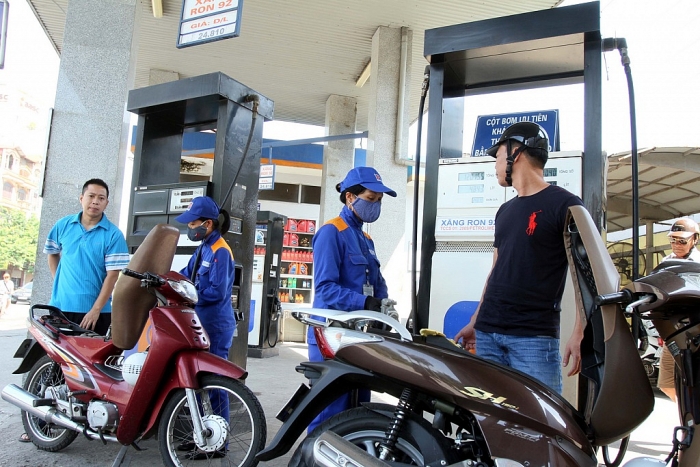 Giá xăng ngày mai (31/10) dự báo giảm nhẹ gia xang ngay mai 3110 du bao giam nhe