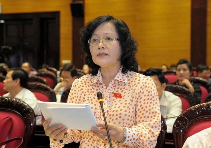 Thêm nghỉ lễ vào dịp khai giảng, ngày đàn ông hay 27/7? dai bieu quoc hoi ban khoan chon ngay nghi le bo sung