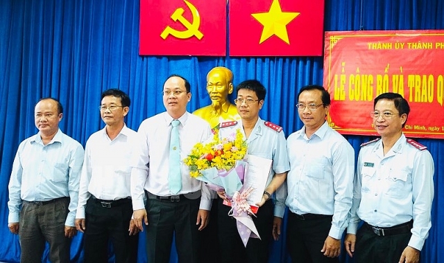 TP.HCM điều động, bổ nhiệm hàng loạt nhân sự, lãnh đạo mới tphcm dieu dong bo nhiem hang loat nhan su lanh dao moi