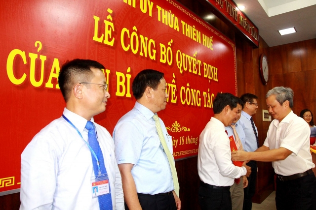 Thừa Thiên - Huế, Kon Tum, Đắk Nông điều động, bổ nhiệm lãnh đạo mới thua thien hue kon tum dak nong dieu dong bo nhiem lanh dao moi