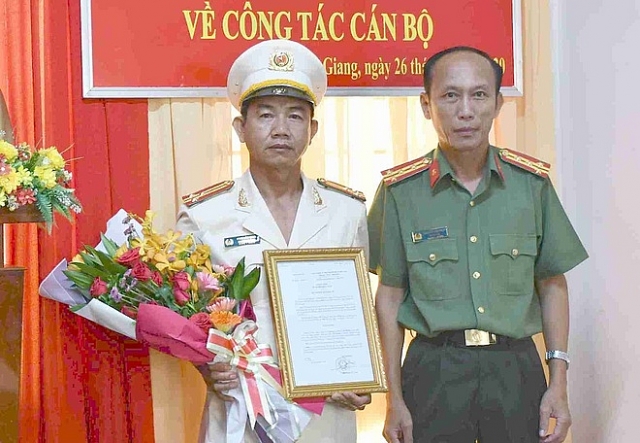 Bổ nhiệm lãnh đạo mới Công an Đồng Tháp, Tiền Giang bo nhiem lanh dao moi cong an dong thap tien giang
