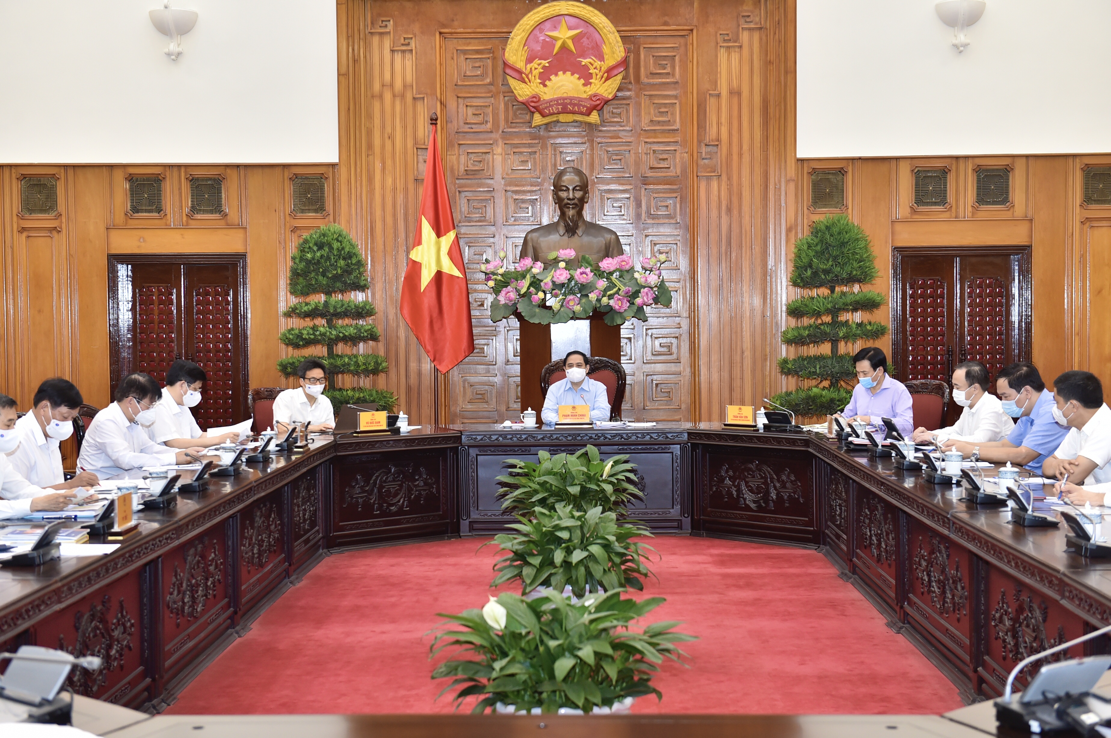 Thủ tướng Phạm Minh Chính: Quyết định những vấn đề cấp bách để phòng chống dịch hiệu quả hơn Thủ tướng Phạm Minh Chính: Quyết định những vấn đề cấp bách để phòng chống dịch hiệu quả hơn