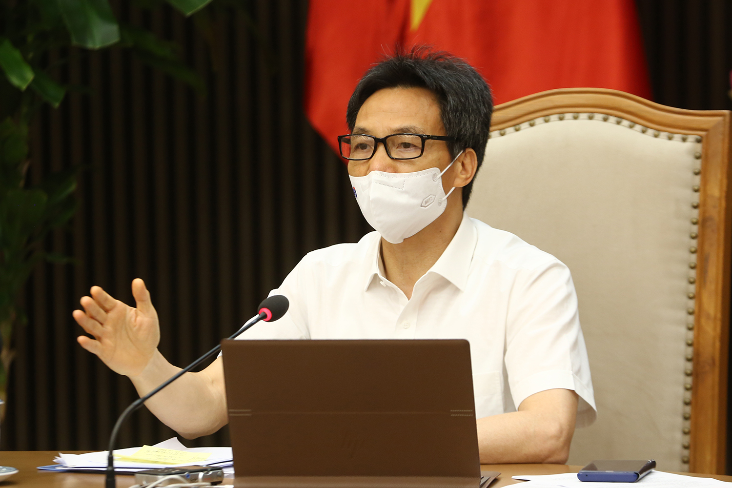Phó Thủ tướng Vũ Đức Đam: Phải kiểm soát bằng được các ổ dịch trong KCN Phó Thủ tướng Vũ Đức Đam: Phải kiểm soát bằng được các ổ dịch trong KCN