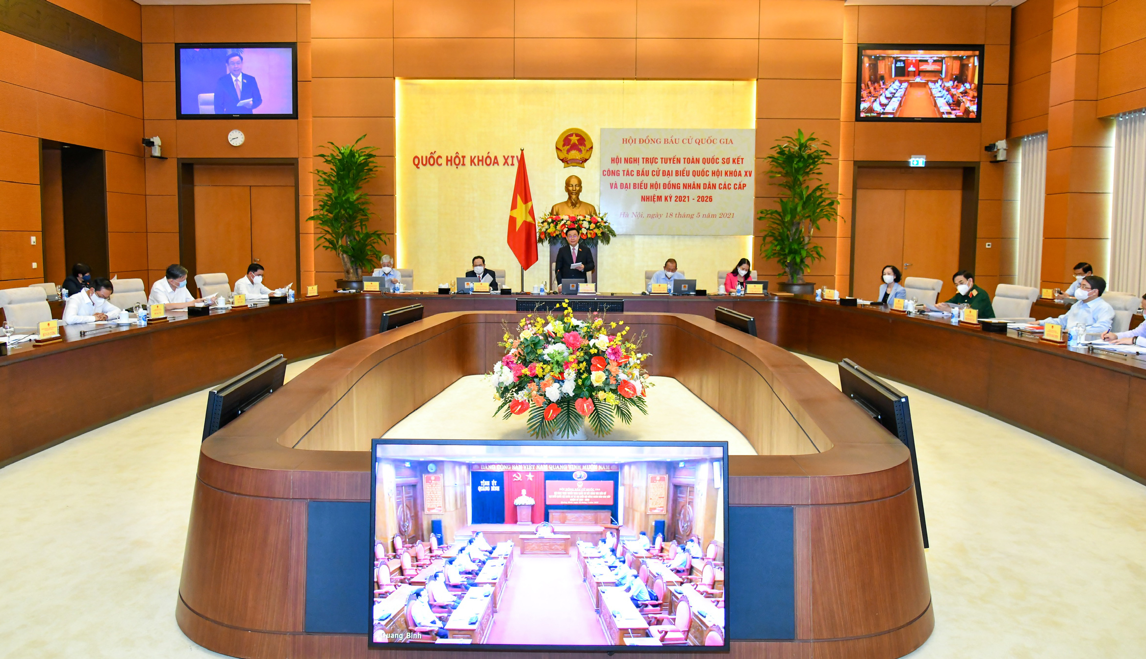 Bám sát nhiệm vụ trọng tâm, bảo đảm cuộc bầu cử thành công, an toàn Bám sát nhiệm vụ trọng tâm, bảo đảm cuộc bầu cử thành công, an toàn