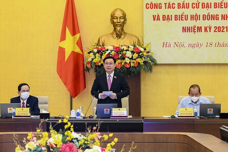 Chủ tịch Quốc hội Vương Đình Huệ phát biểu kết luận Chủ tịch Quốc hội Vương Đình Huệ phát biểu kết luận