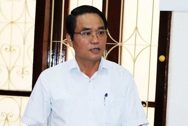 Khiển trách ông Lê Hồng Minh - Phó Chủ tịch UBND tỉnh Sơn La Khiển trách ông Lê Hồng Minh - Phó Chủ tịch UBND tỉnh Sơn La