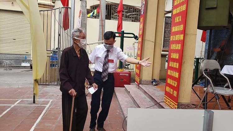 Những cử tri đặc biệt háo hức thực hiện quyền công dân Những cử tri đặc biệt háo hức thực hiện quyền công dân