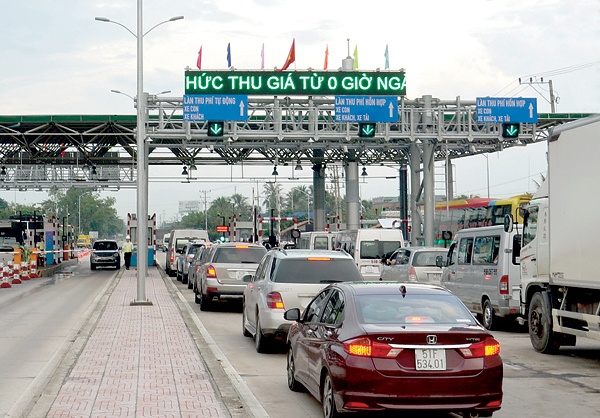 Công tác thu phí BOT bị cho là còn nhiều bất cập. Ảnh minh hoạ. 2522 de xuat dieu kien tram thu gia dich vu su dung duong bo 34 4428