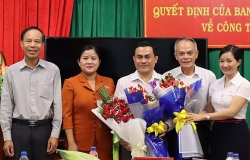 bo ngoai giao bo nhiem nhan su moi