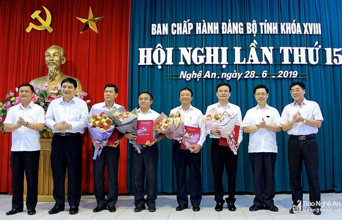Ban Bí thư chỉ định 6 nhân sự tham gia Ban chấp hành Đảng bộ Nghệ An ban bi thu phe chuan hang loat can bo chu chot nghe an