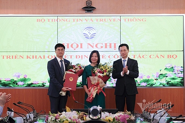 bo thong tin va truyen thong bo nhiem nhieu lanh dao cap cuc vu