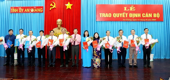 Bổ nhiệm nhân sự lãnh đạo mới tại Bạc Liêu, An Giang tin tuc nhan su bo nhiem lanh dao moi tai bac lieu an giang