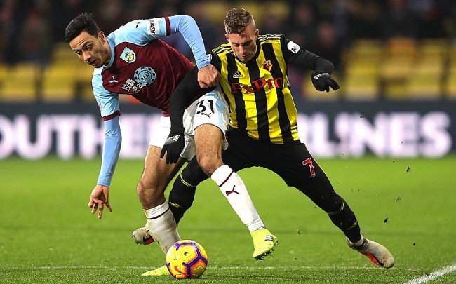 Burnley (trái) là đối thủ vừa sức với Watford 2309 soi keo nha cai burnley vs watford 00h00 ngay 26 6 1