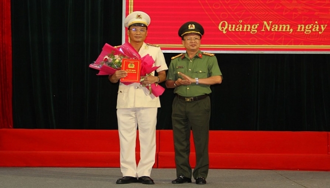 Thượng tá Hồ Song Ân được bổ nhiệm giữ chức Phó Giám đốc Công an tỉnh Quảng Nam (Ảnh: CAND) 0058 htin10