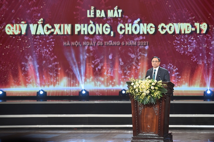 Thủ tướng Phạm Minh Chính: Trân trọng mọi đóng góp, huy động mọi nguồn lực để sớm có vaccine cho nhân dân