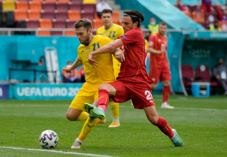 Ukraine (vàng) được đánh giá cao hơn Áo