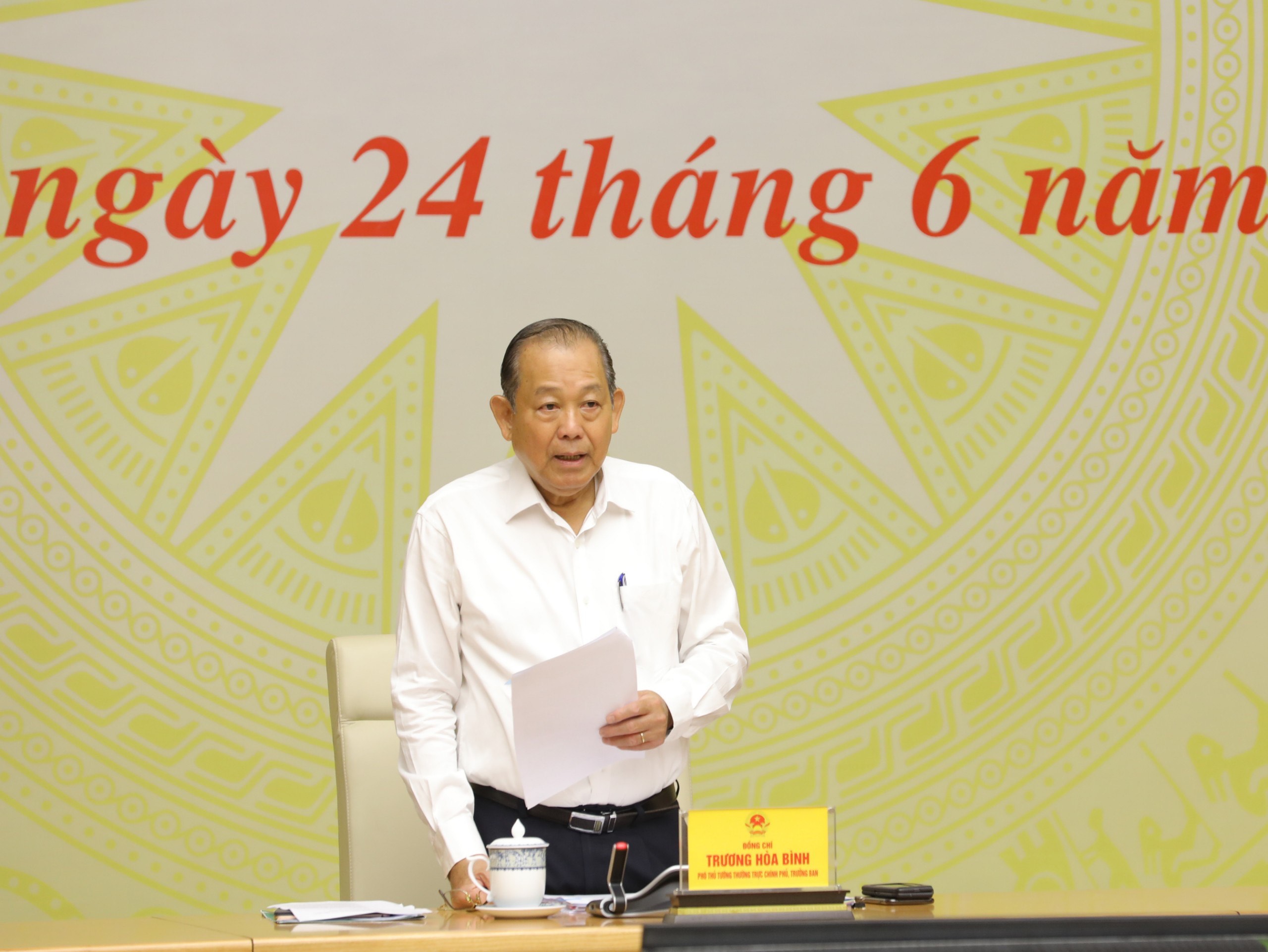 Phát huy ý chí tự lực, tự cường, khát vọng vươn lên của đồng bào các dân tộc thiểu số Phát huy ý chí tự lực, tự cường, khát vọng vươn lên của đồng bào các dân tộc thiểu số
