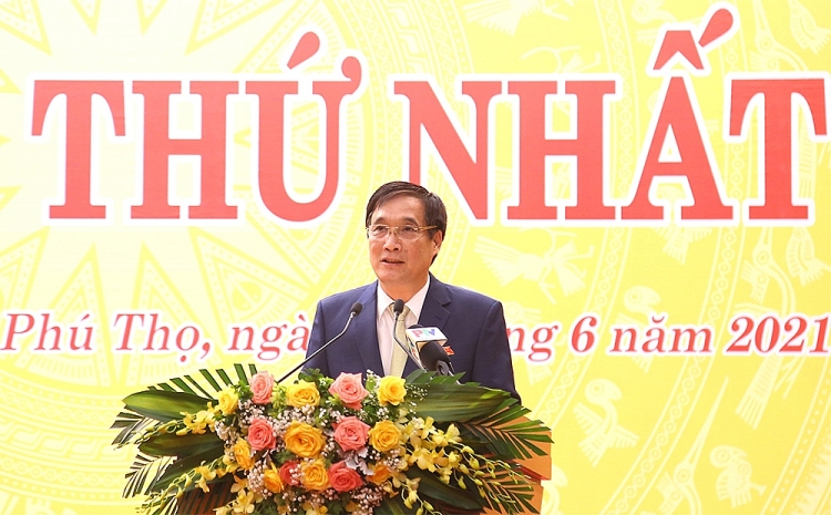Ông Bùi Minh Châu phát biểu khai mạc kỳ họp (Ảnh: Báo Phú Thọ) Ông Bùi Minh Châu phát biểu khai mạc kỳ họp (Ảnh: Báo Phú Thọ)