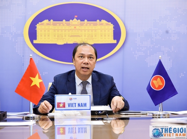 Trung Quốc đề nghị nâng cấp quan hệ với ASEAN lên Đối tác chiến lược toàn diện trung quoc de nghi nang cap quan he voi asean len doi tac chien luoc toan dien