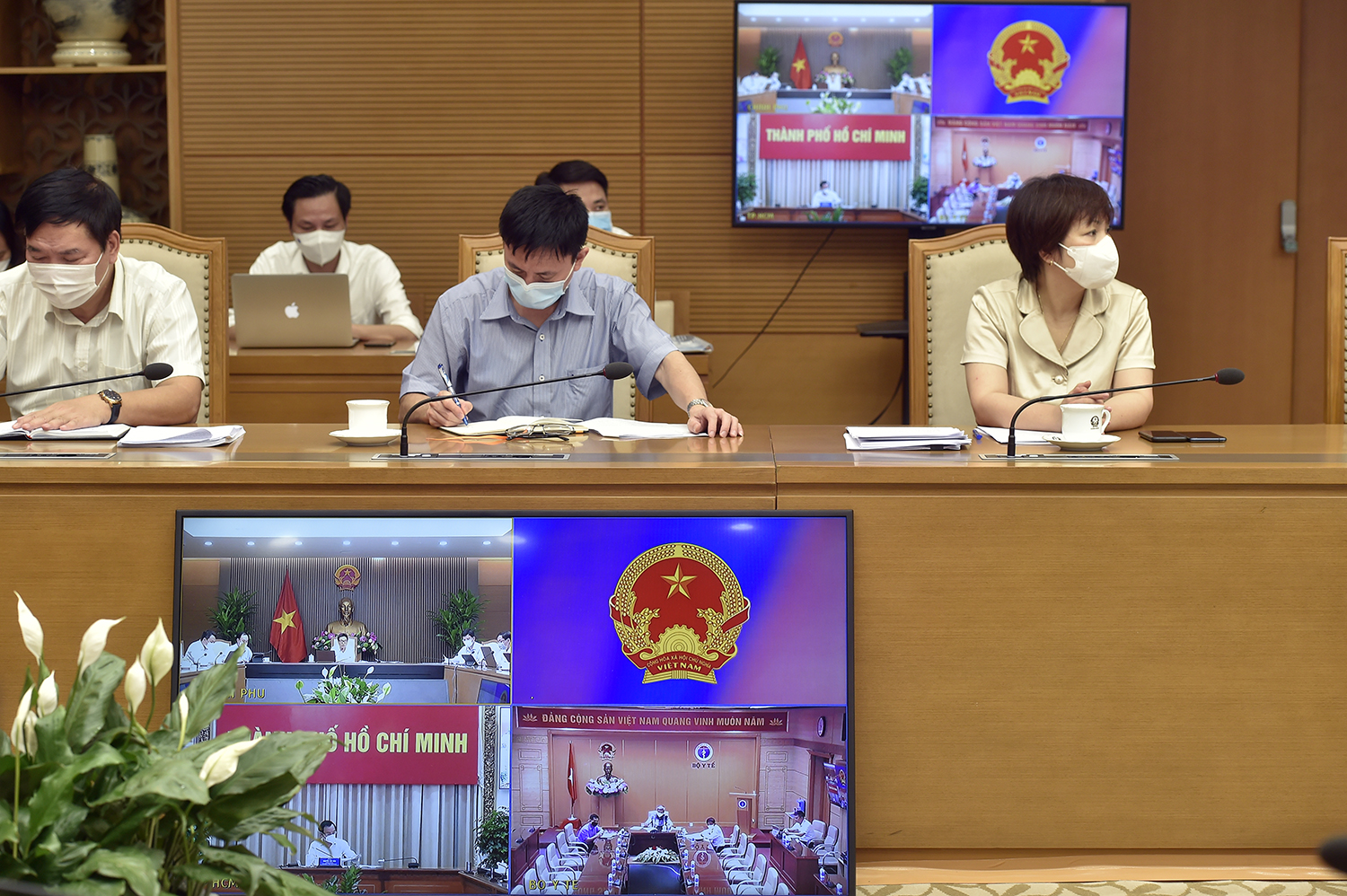 Người ra, vào TPHCM phải được kiểm soát chặt chẽ Người ra, vào TPHCM phải được kiểm soát chặt chẽ