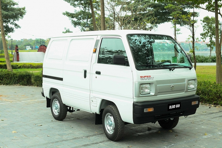 Blind Van chuyên chở thư tín, văn phòng phẩm, nước uống, thực phẩm, đồ điện tử... là hình ảnh rất quen thuộc. Blind Van chuyên chở thư tín, văn phòng phẩm, nước uống, thực phẩm, đồ điện tử... là hình ảnh rất quen thuộc.
