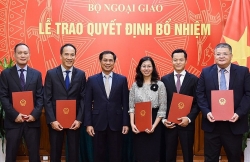 chan dung 2 tan thu truong bo cong an vua duoc bo nhiem