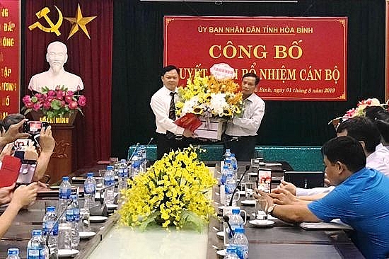 Bổ nhiệm nhân sự mới 6 địa phương bo nhiem nhan su moi 6 dia phuong